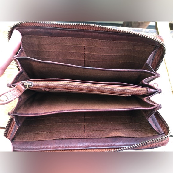 Ashwood Genuine Woven Leather Zip Closure Ladies Wallet Brown - Picture 6 of 16